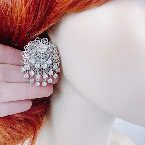 Vintage Mid Century Prong Set Rhinestone Chandelier Silver Tone Clip On Earrings - Picture 6 of 12